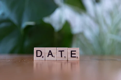 90% of Dating Profiles Fail — Are You One of Them?